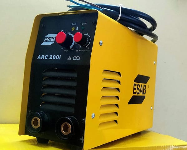 ESAB RUSTLER EM 250i Professional Welding Equipment [SKU: 4650790251]